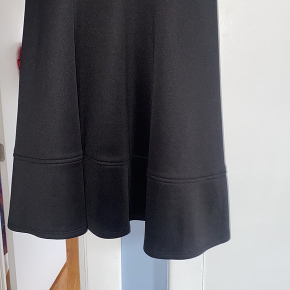 Black mini dress - Picture 4 of 5